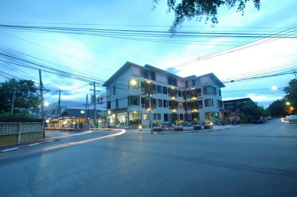 City Ratsada Lampang Ngoại thất bức ảnh