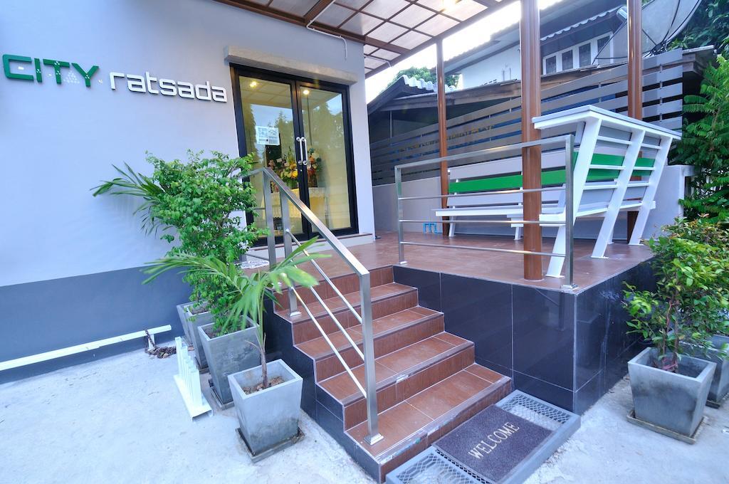 City Ratsada Lampang Ngoại thất bức ảnh