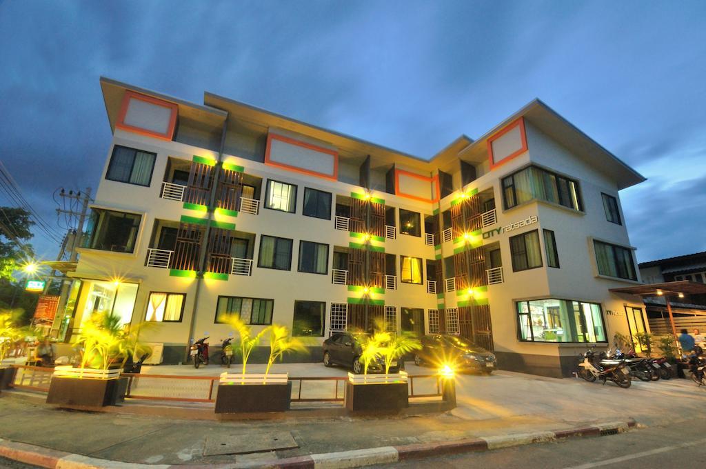 City Ratsada Lampang Ngoại thất bức ảnh